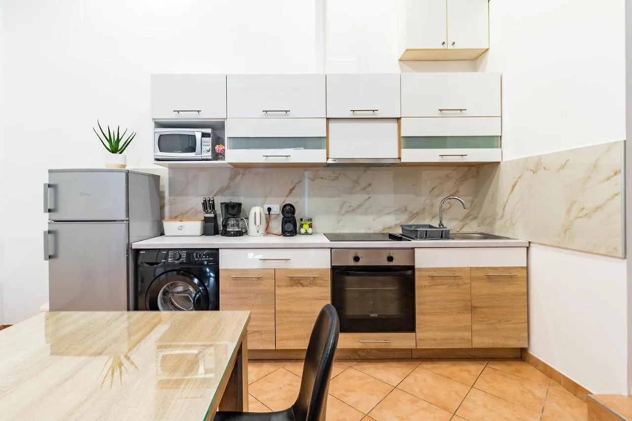Apartment Studio Vanilla Split